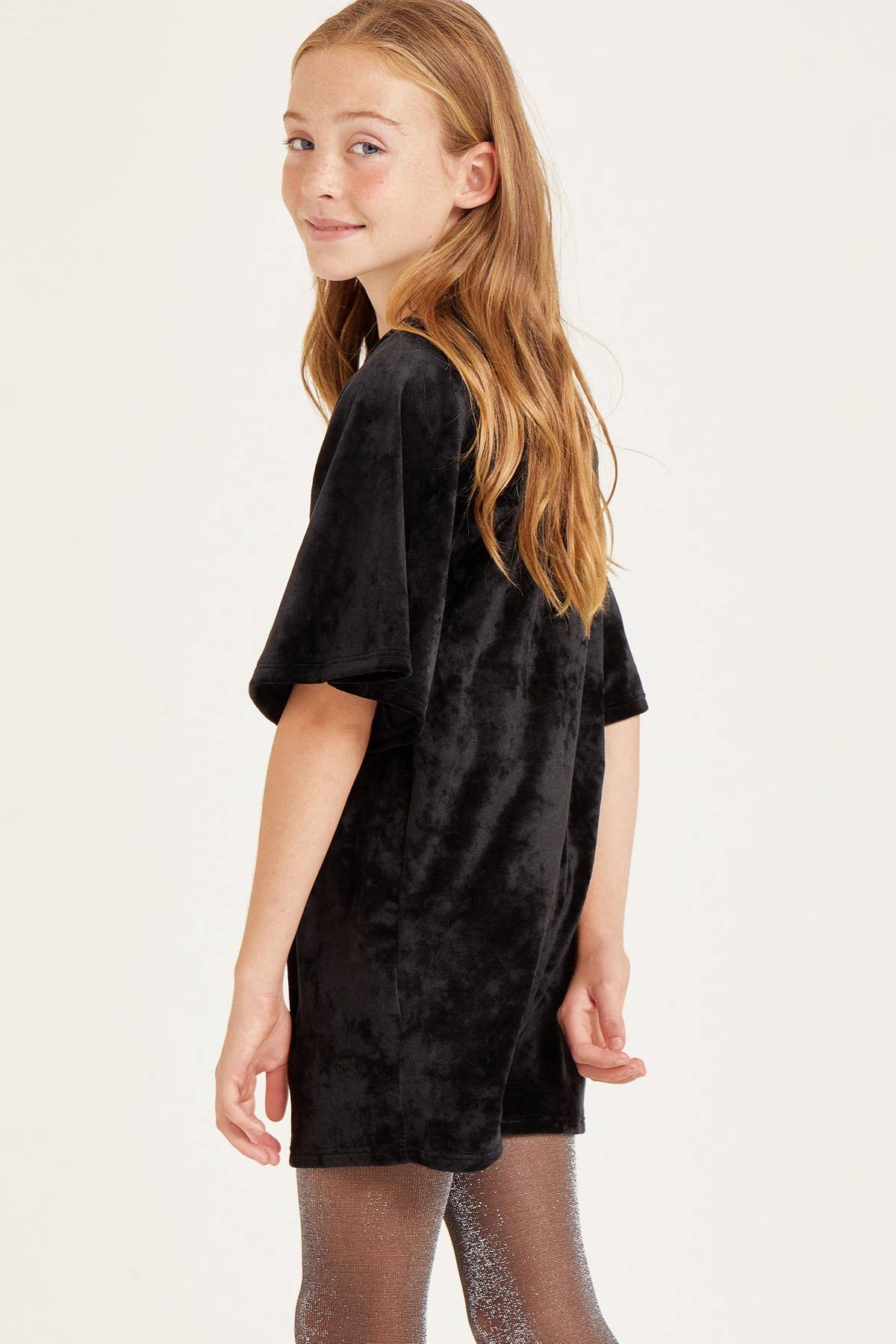 Good Girl - Bell Sleeves A-line Velvet Dress: Black / XL